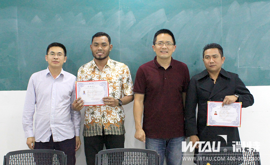 稀罕事兒，外國人來微特學技術(shù)！