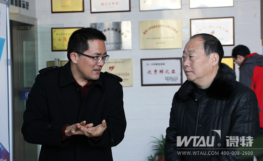 宜昌市質(zhì)監(jiān)局黨組書記、局長黃傳喜到微特調(diào)研指導(dǎo)工作