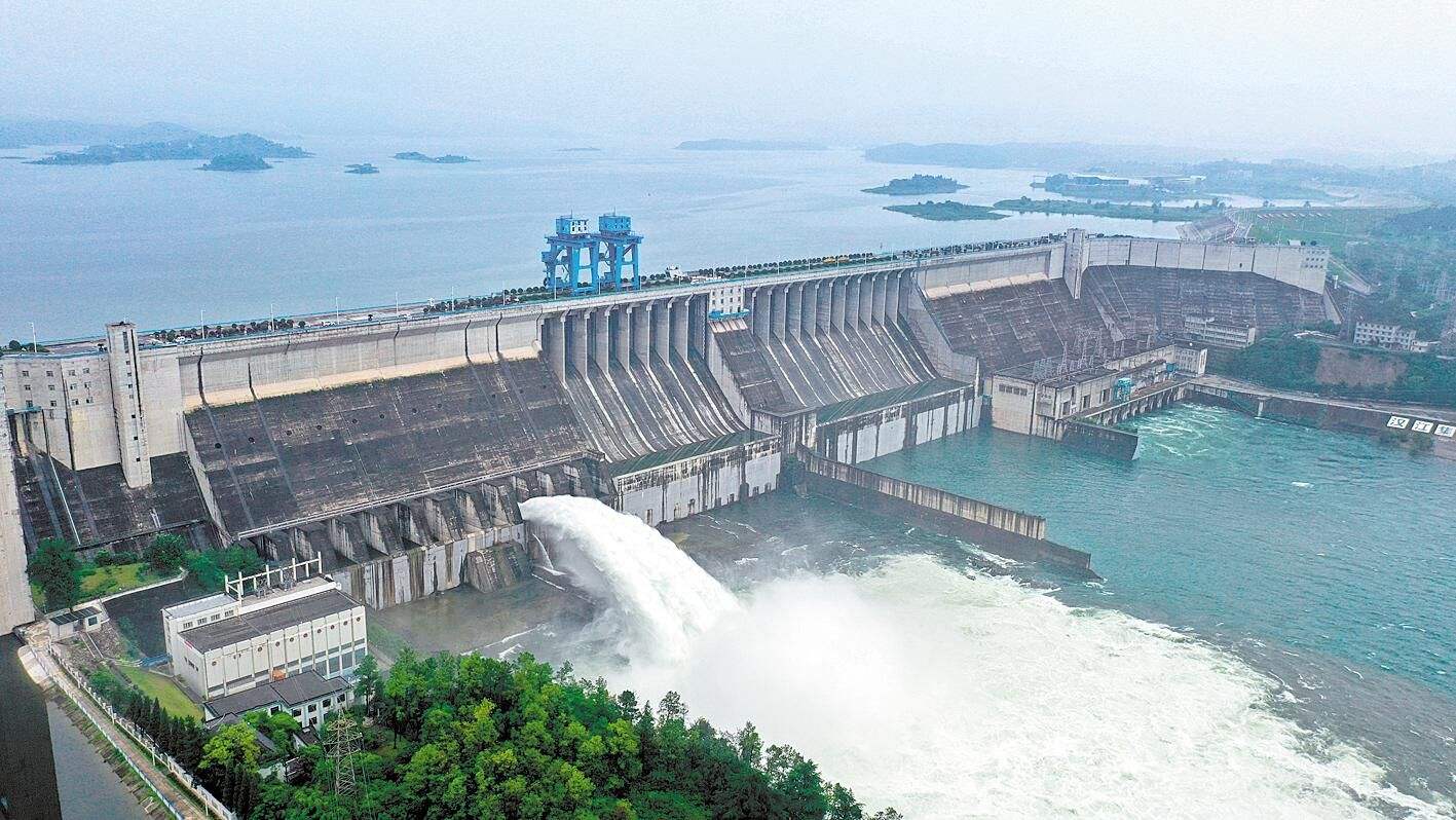 微特為丹江口電廠壩頂門機(jī)配裝監(jiān)控系統(tǒng)